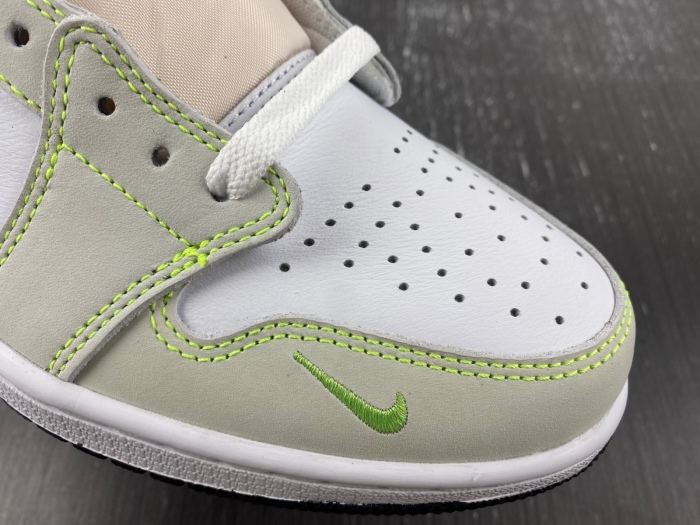Air Jordan 1 Retro Low White Ghost Green Black  DM7837-103