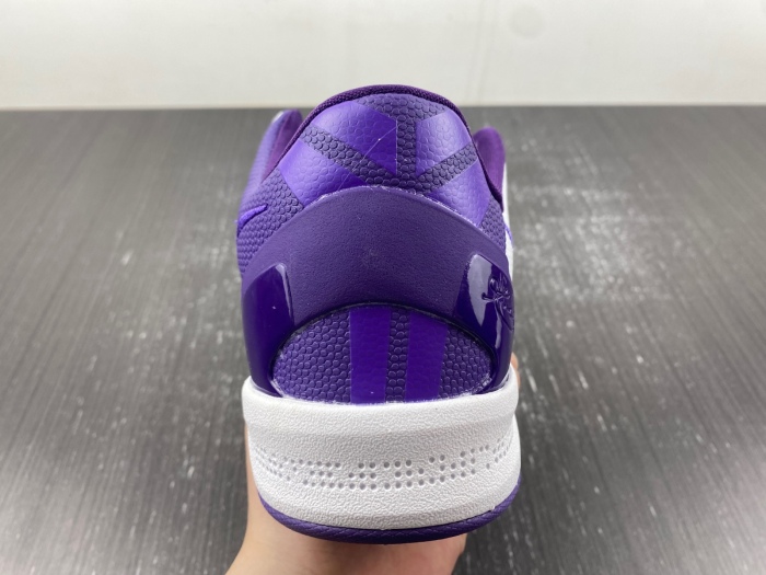 Kobe 8 Protro White Court Purple FQ3549-100