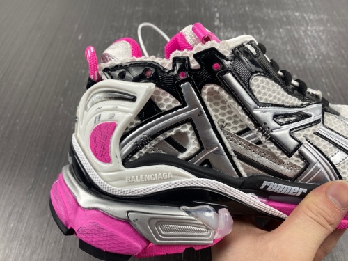 B*alenciaga runner AM 20230905-3