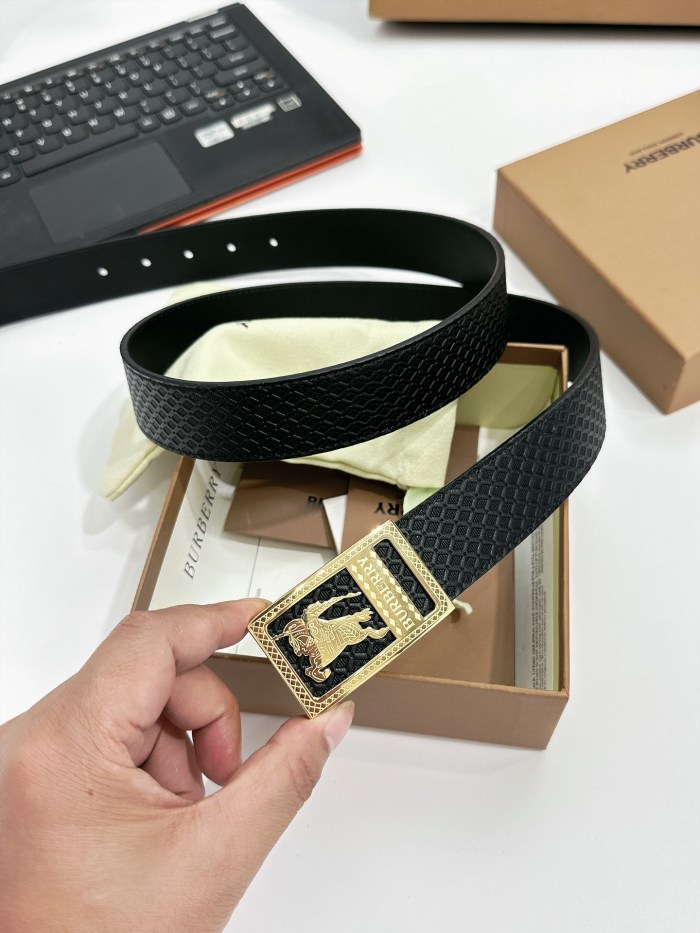 B*urberrry Top Belts  AT 20230905-111