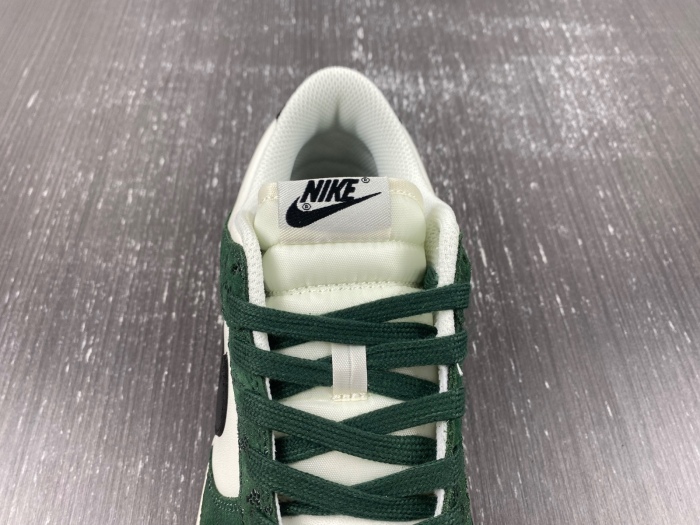 Dunk Low Green Snake FQ8893-397