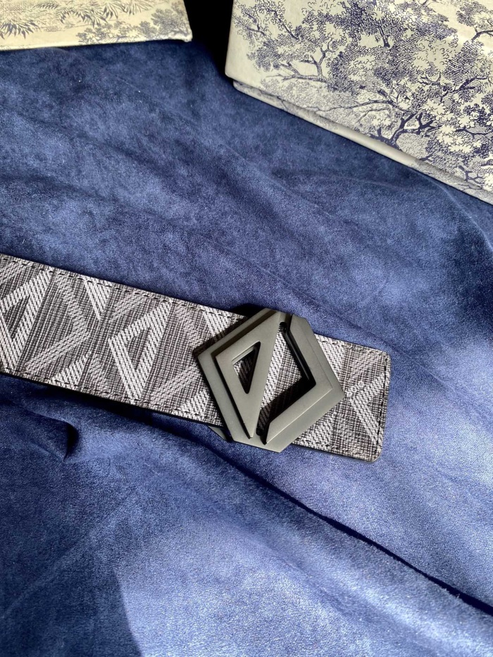 D*ior Top Belts  AT 20230907-15