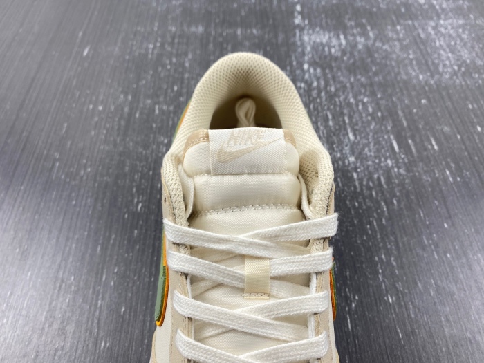 Dunk Low Pale Ivory Oil Green  FQ6869-131