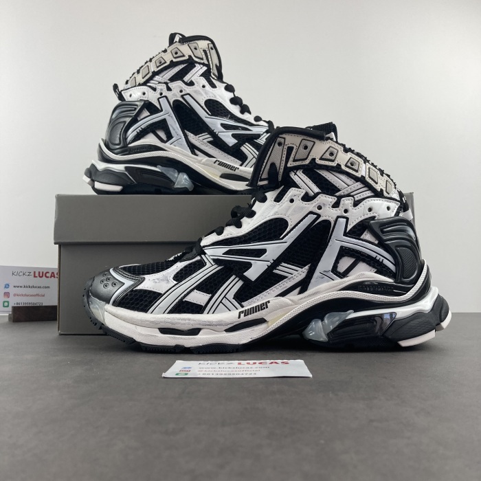 B*alenciaga runner High AM230418