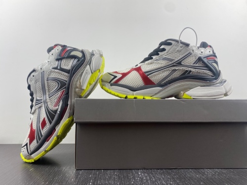 B*alenciaga runner AM 20230907-3