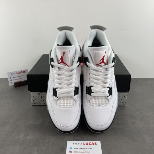 Air Jordan 4 Retro White Cement  840606-192