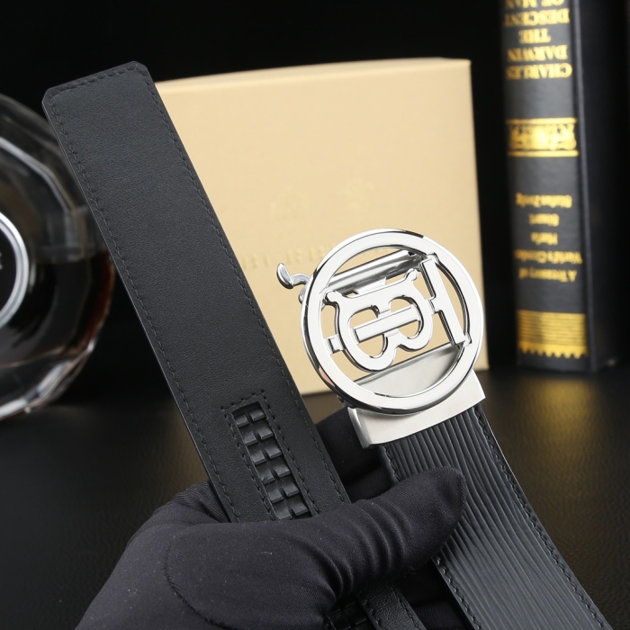 B*urberrry Top Belts  AT 20230905-117