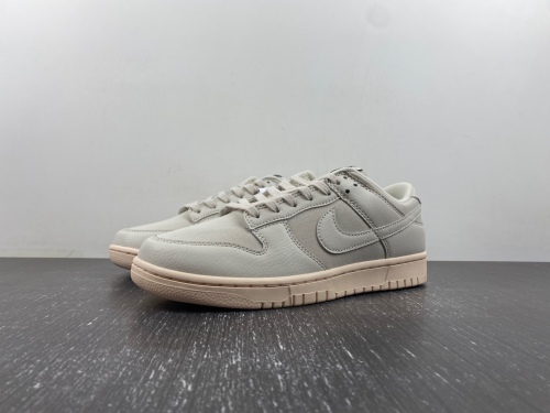 Dunk Low Premium Light Orewood Brown DZ2538-100