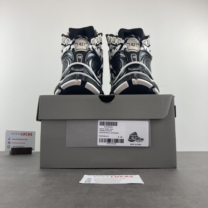 B*alenciaga runner High AM230418