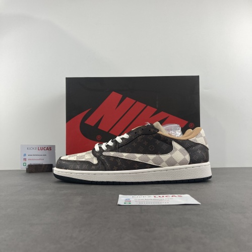Air Jordan 1 X L*V Retro Low Travis Scott imagine DM7866-216