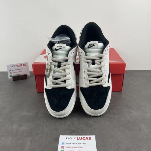 Dunk LowTravis Scott CU1726-999