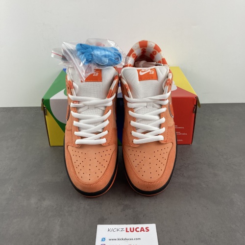 SB Dunk Low Concepts Orange Lobster FD8776-800