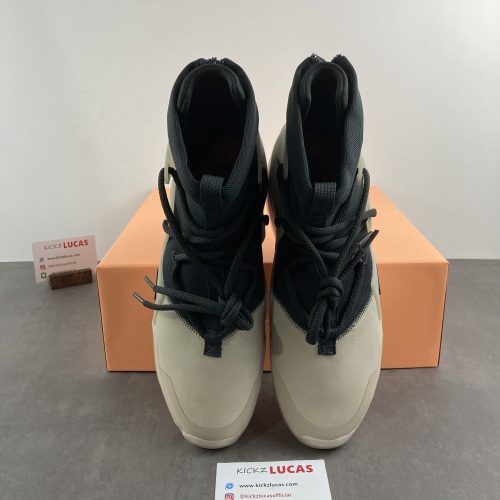 Air Fear of God 1 String The Question AR4237-902