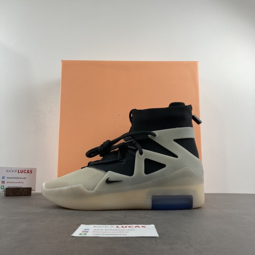 Air Fear of God 1 String The Question AR4237-902