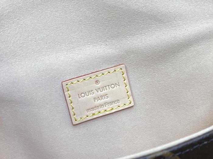 L*ouis V*uitton Crossbody bag Top Quality HT 20231011-66 20×16×7CM