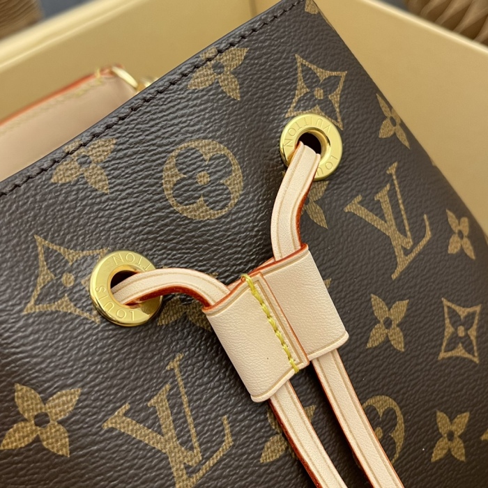 L*ouis V*uitton Crossbody bag Top Quality HT 20231011-62 20*20*14cm