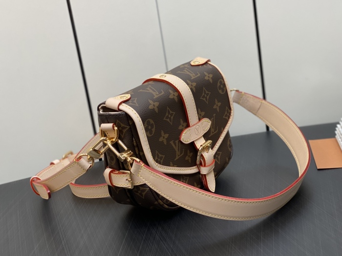 L*ouis V*uitton Crossbody bag Top Quality HT 20231011-66 20×16×7CM