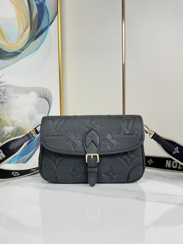 L*ouis V*uitton Crossbody bag Top Quality HT 20231011-47 23×16×8.5CM