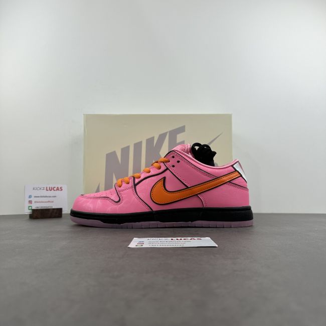 SB Dunk Low The Powerpuff Girls Blossom FD2631-600