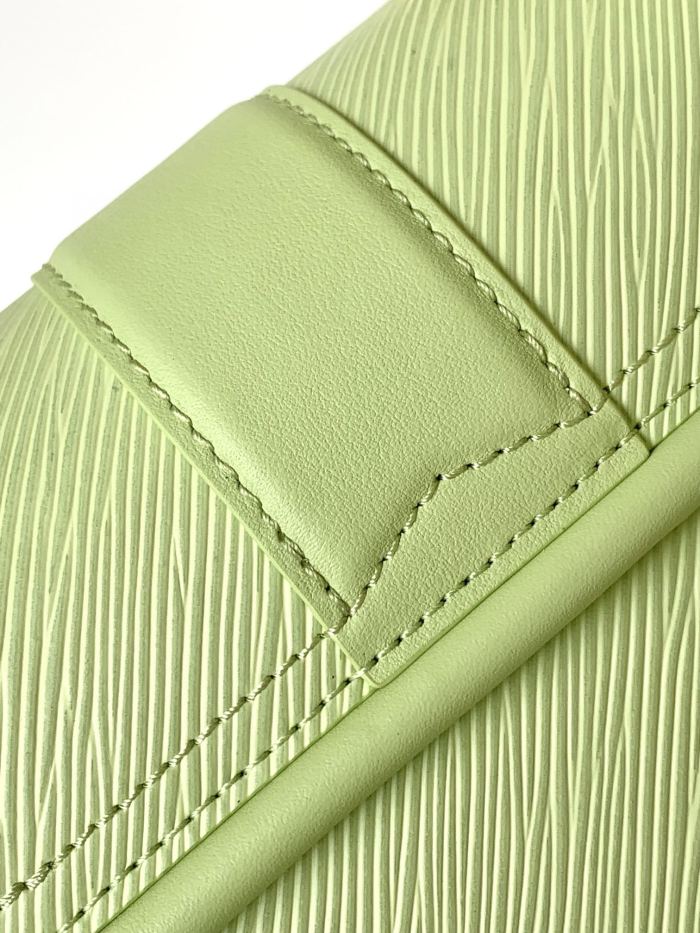 L*ouis V*uitton Crossbody bag Top Quality HT 20231011-80 21.0 x 15.0 x 8.0CM
