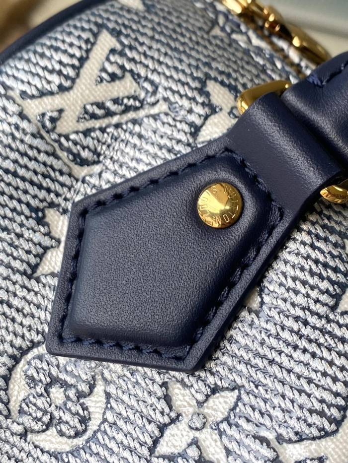 L*ouis V*uitton Crossbody bag Top Quality HT 20231011-92 20.5 x 13.5 x 12