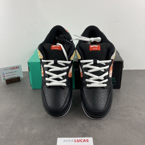 SB Dunk Low Raygun Tie-Dye Black  BQ6832-001