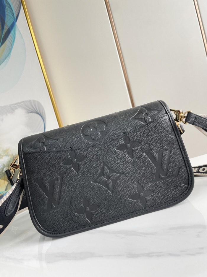 L*ouis V*uitton Crossbody bag Top Quality HT 20231011-47 23×16×8.5CM