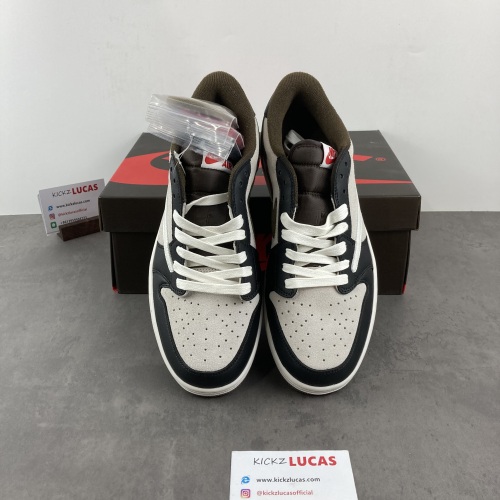 Air Jordan 1 Low Travis Scott DM7866-902