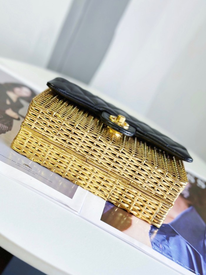 C*hanel Crossbody bag Top Quality HT 20231011-1 17CM