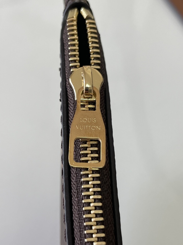 L*ouis V*uitton Crossbody bag Top Quality HT 20231011-69 38×26×10CM