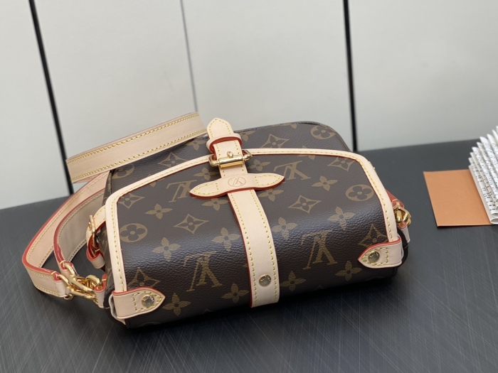 L*ouis V*uitton Crossbody bag Top Quality HT 20231011-66 20×16×7CM