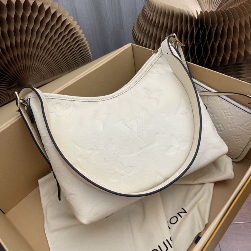 L*ouis V*uitton Crossbody bag Top Quality HT 20231013-94 29 x 24 x 12 cm