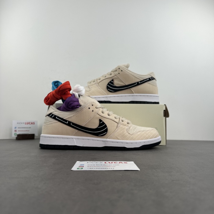 SB Dunk Low Albino & Preto  FD2627-200