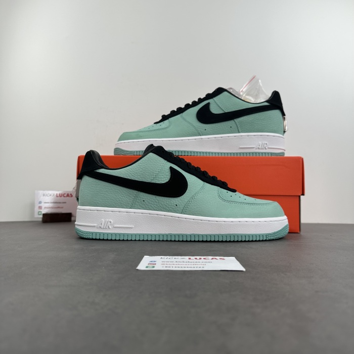 Tiffany & Co. x Nike Air Force 1 Low DZ1382-002