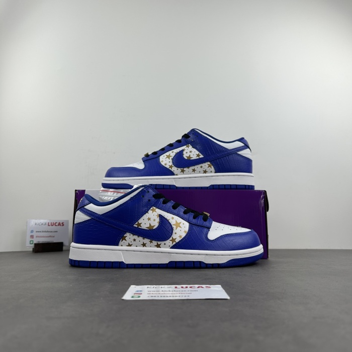 SB Dunk Low Supreme Stars Hyper Royal DH3228-100