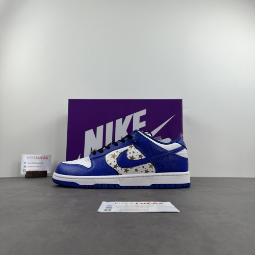 SB Dunk Low Supreme Stars Hyper Royal DH3228-100
