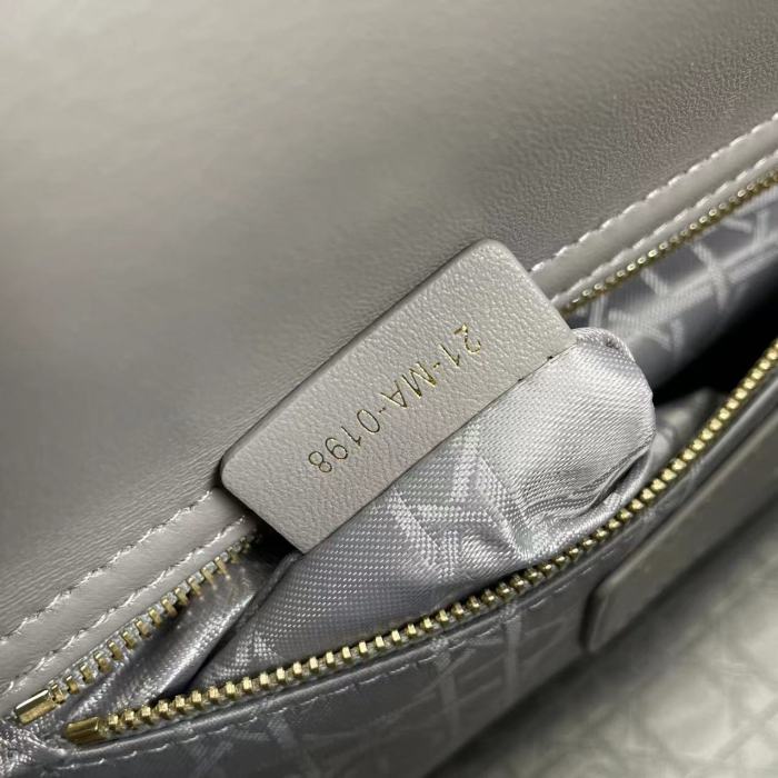 D*ior Handbag Top Quality HT 20231016-70 17*15*7 cm