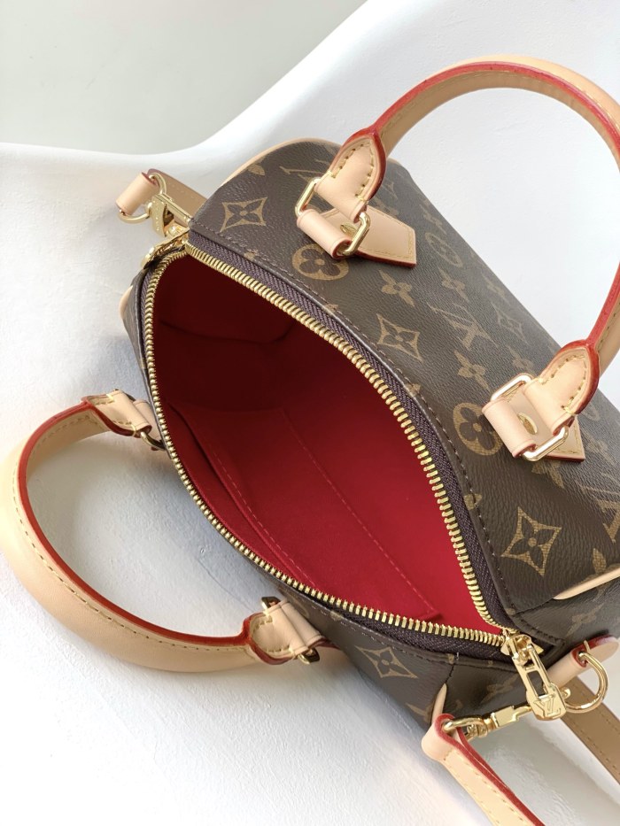L*ouis V*uitton Crossbody bag Top Quality HT 20231016-19 20.5 x 13.5 x 12.0 CM