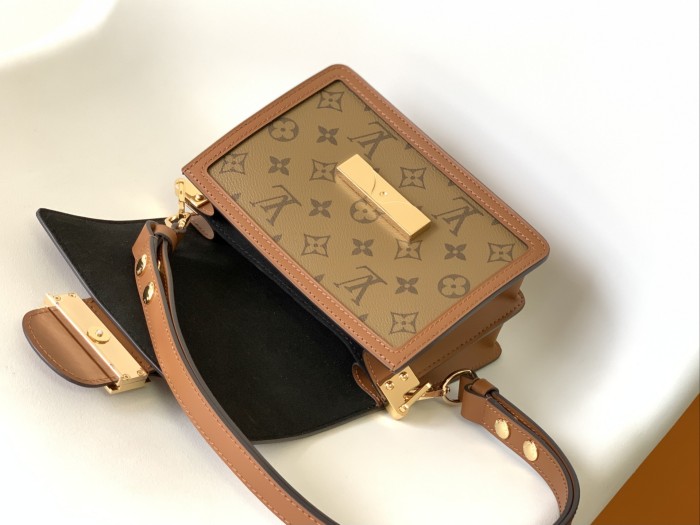 L*ouis V*uitton Crossbody bag Top Quality HT 20231016-12 20.0 x 15.0 x 9.0 cm
