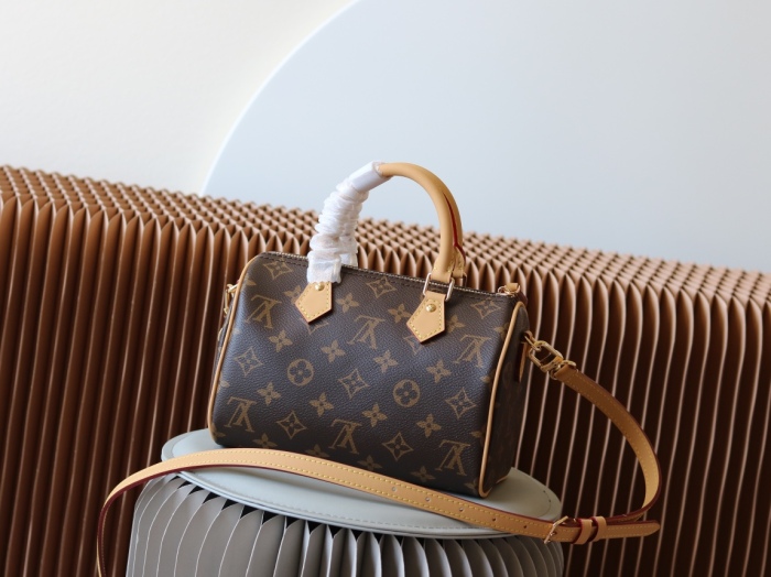 L*ouis V*uitton  Handbag Top Quality HT 20231016-26 20.5 x 13.5 x 12 cm