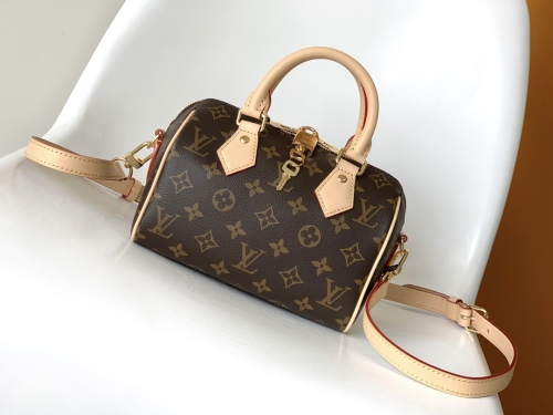 L*ouis V*uitton Crossbody bag Top Quality HT 20231016-19 20.5 x 13.5 x 12.0 CM