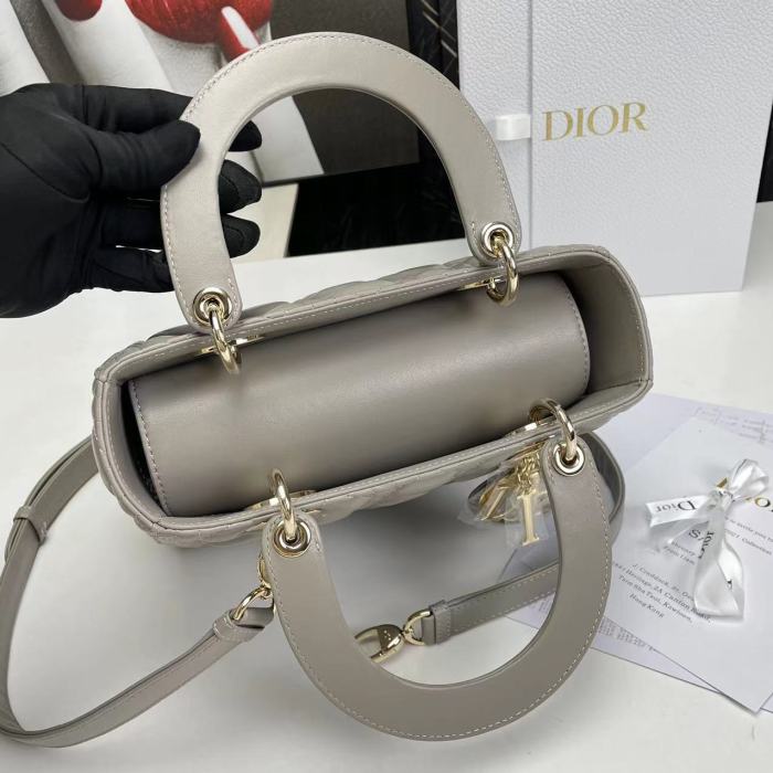 D*ior Handbag Top Quality HT 20231016-70 17*15*7 cm