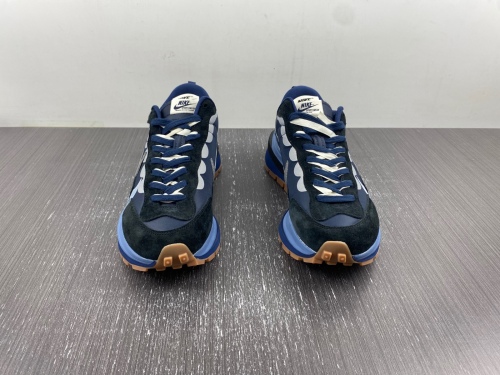 VaporWaffle Tour Blue sacai DD1875-700