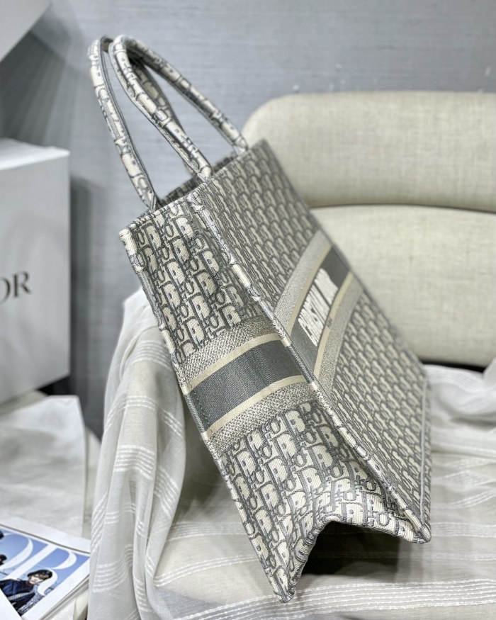 D*ior Handbag Top Quality HT 20231017-48 36.5*28*17.5 cm