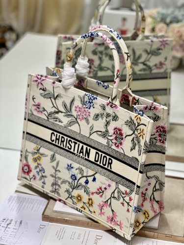 D*ior Handbag Top Quality HT 20231017-38 41.5*35 cm