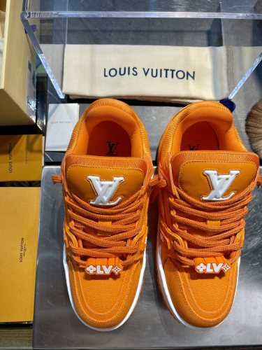 Men L*ouis V*uitton Top Sneaker Trainer RR20231017-33