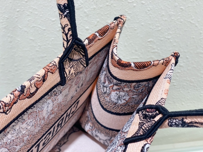 D*ior Handbag Top Quality HT 20231017-66 41.5*38*18 cm