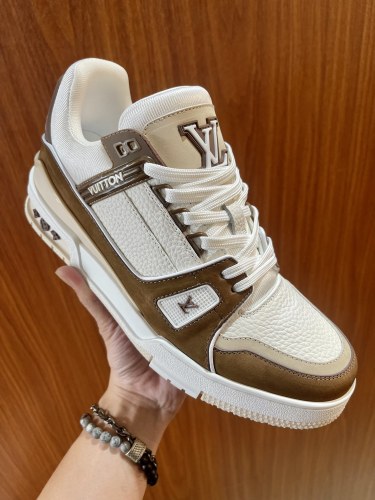 Men L*ouis V*uitton Top Sneaker Trainer RR20231017-14