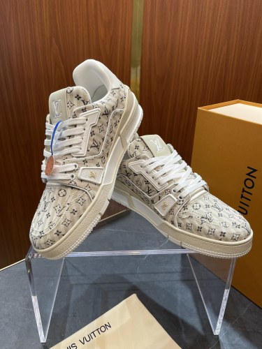 Men L*ouis V*uitton Top Sneaker Trainer RR20231017-35