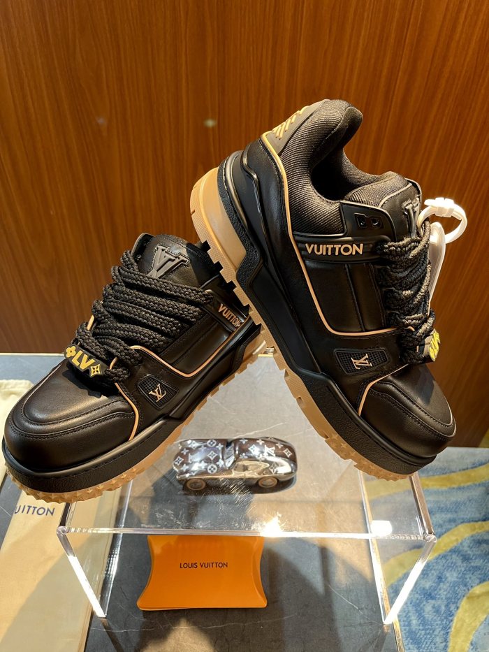 Men L*ouis V*uitton Top Sneaker Trainer RR20231017-30